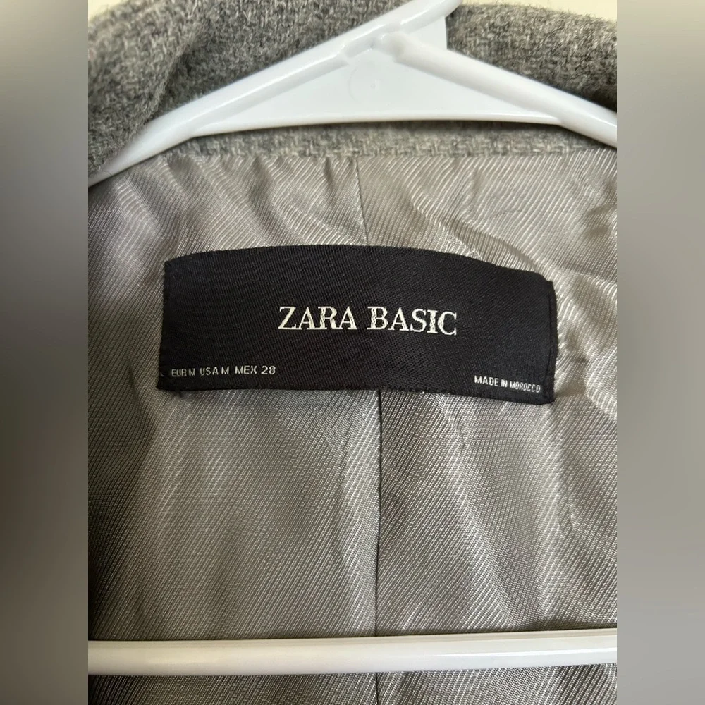 Zara Women's Wool Gray Coat - Picture 9 of 11